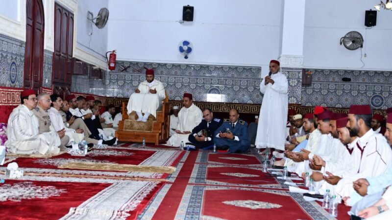 عامل الرحامنة يترأس حفلا دينيا إحياء لليلة المولد النبوي الشريف