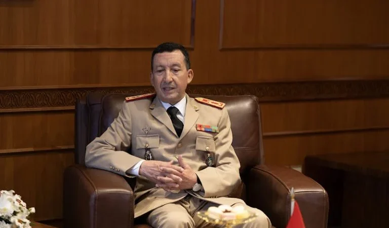 بريظ يتباحث مع قائد جيش ليبيريا