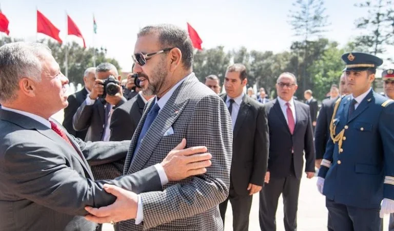 الملك محمد السادس يدين الاعتداءات الإيرانية على الأردن