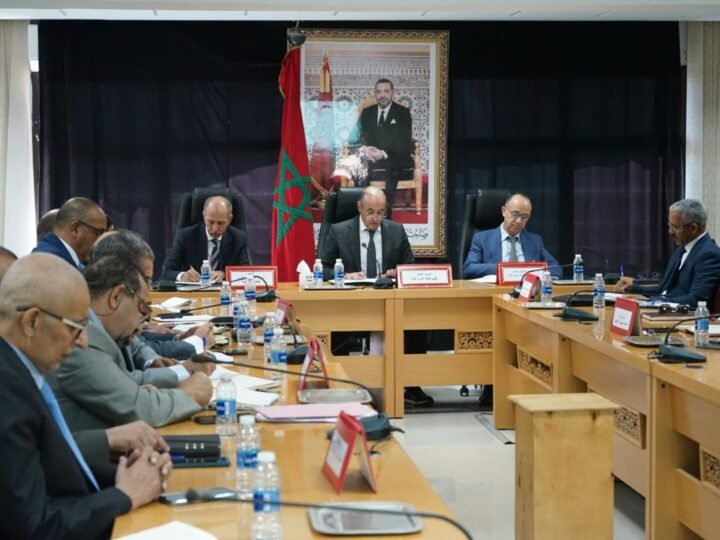 عامل قلعة السراغنة يتتبع تنفيذ مخطط محاربة الأمية