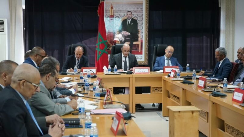 عامل قلعة السراغنة يتتبع تنفيذ مخطط محاربة الأمية