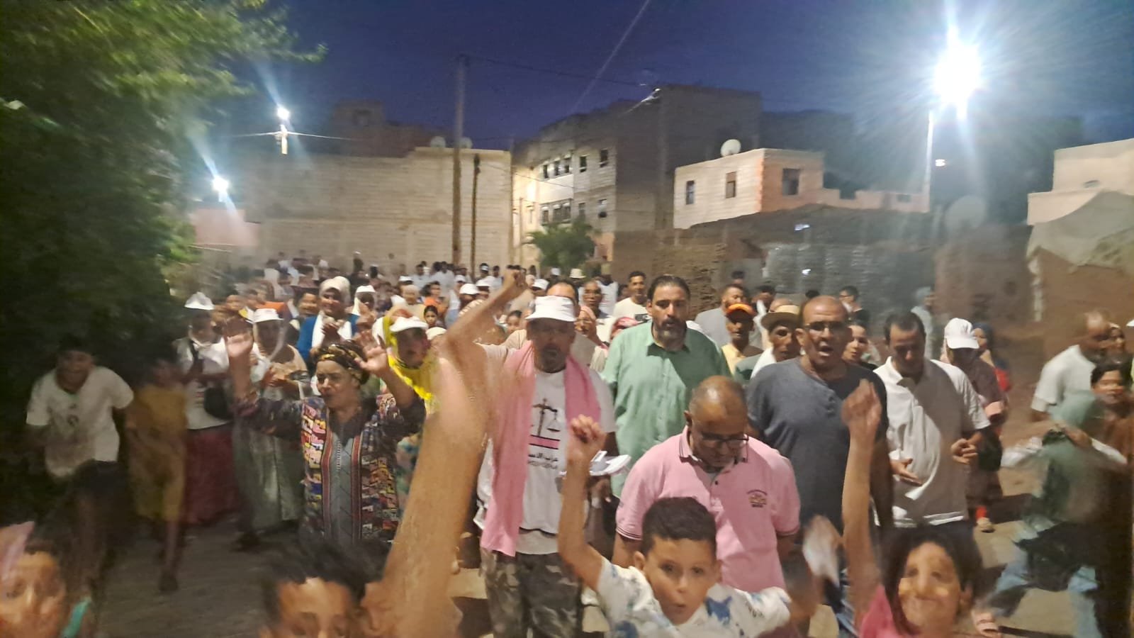 دائرة السراغنة-زمران..حزب الاستقلال يتواصل مع سكان حي المرس