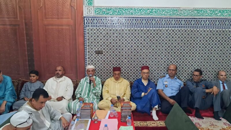 عامل قلعة السراغنة يحضر احتفال الزاوية التيجانية بذكرى المولد النبوي الشريف