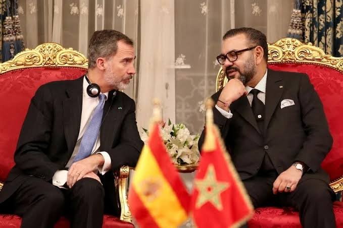 الملك محمد السادس يعزي عاهل إسبانيا