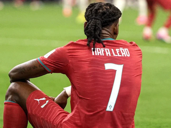 لياو يرتدي القميص رقم 7 بعد مغادرة رونالدو معسكر البرتغال