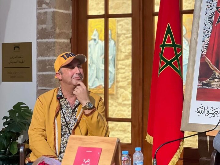 نوفل السعيدي يوقّع ديوانه بمراكش