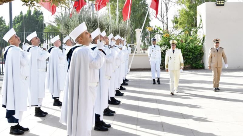 عامل الرحامنة يترأس مراسم تحية العلم الوطني تخليدا لعيد الوحدة
