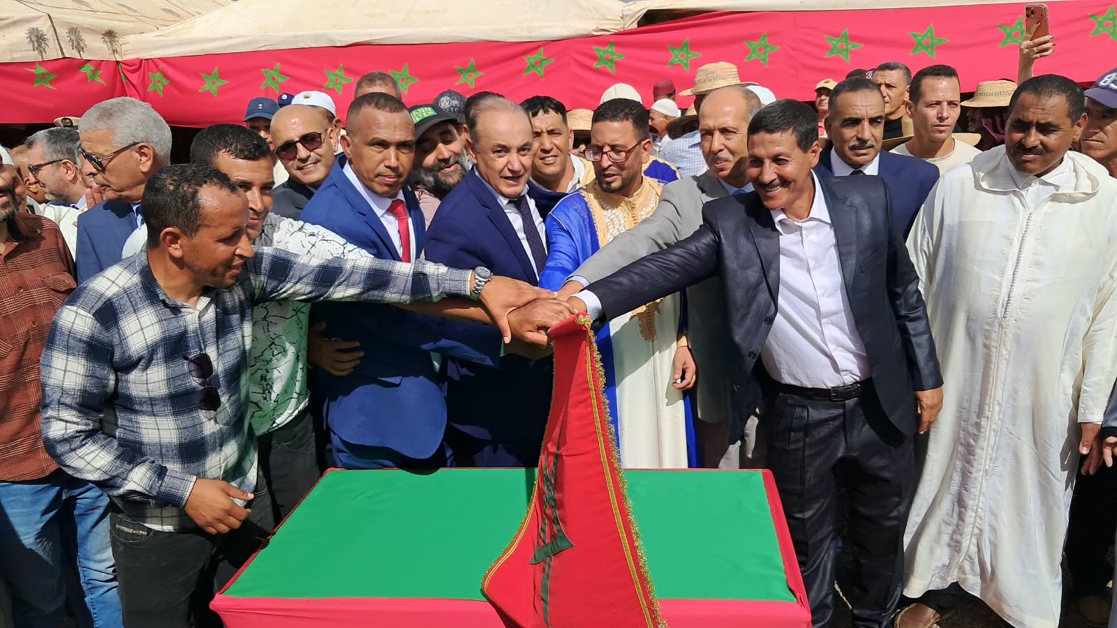 عامل قلعة السراغنة يطلق إعادة تهيئة طريق سيدي الحطاب-أولاد الشرقي