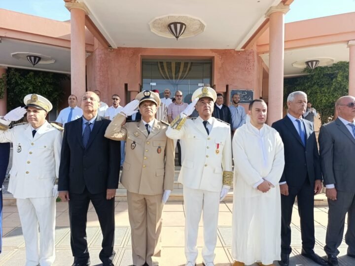 عامل قلعة السراغنة يترأس مراسم تحية العلم الوطني بمناسبة عيد الوحدة